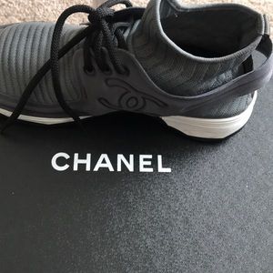 Chanel runners
